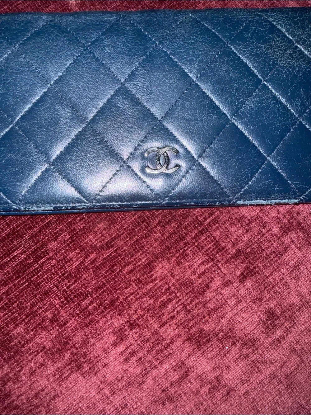 Chanel Quilted Lambskin Yen Wallet in Navy